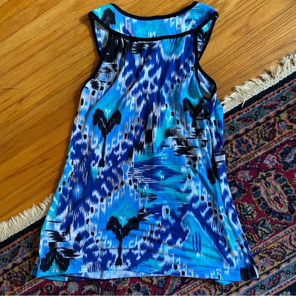Patterned Tank Top - Picture 2 of 7